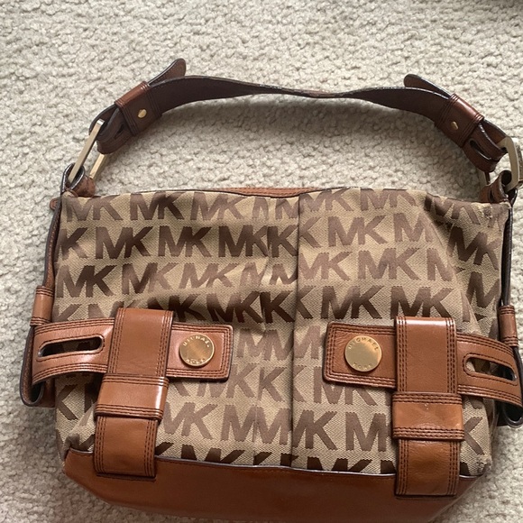 MichaelKorsSignatureMonogram BrownLeatherShoulderBag. IncludesMatchingWallet.EUC - Picture 2 of 14